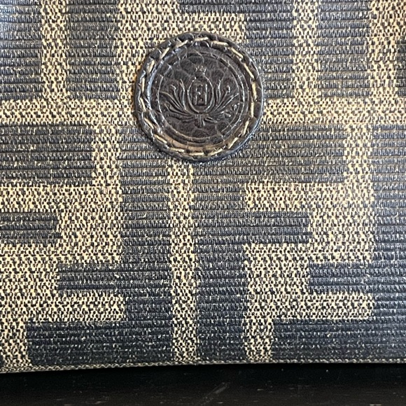 ❌SOLD❌ RARE Fendi Zucca Monogram Snap Close Coin Purse - Picture 5 of 9